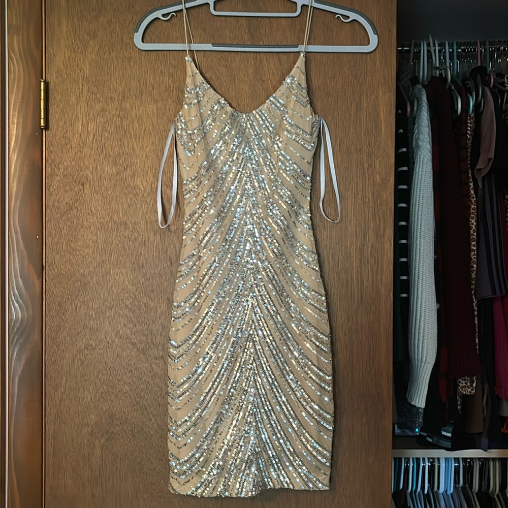 Dillard’s Nude mini dress size 0